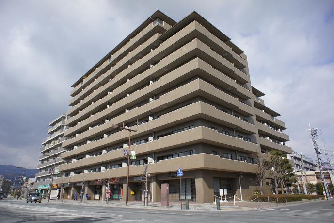 ファミール長岡京グランデュール204